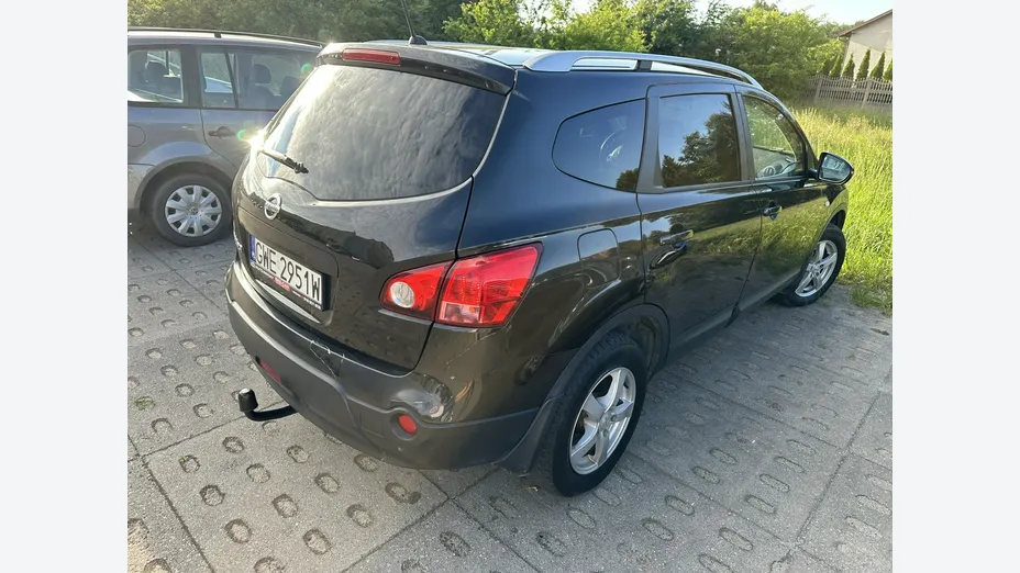 NISSAN Qashqai+2 -
