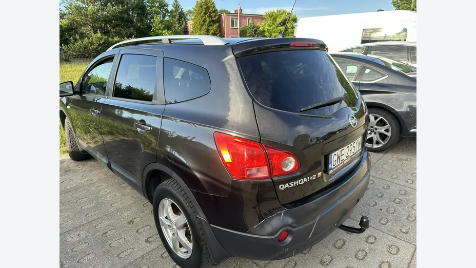 NISSAN Qashqai+2 -