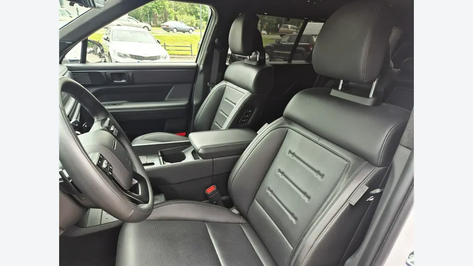 HYUNDAI Santa Fe -