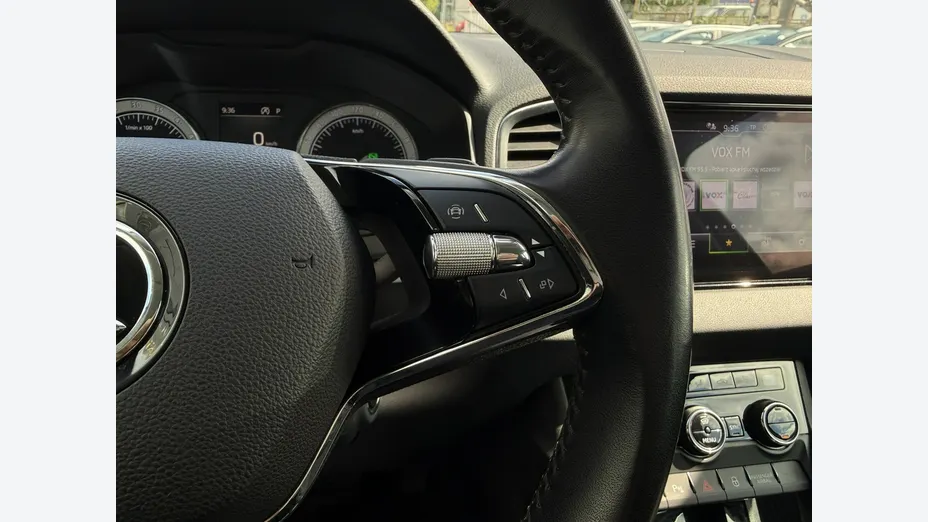 SKODA Karoq -