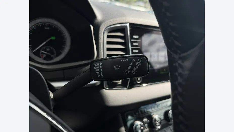 SKODA Karoq -