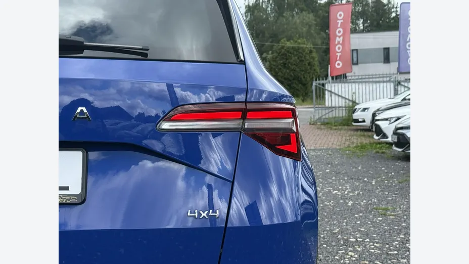 SKODA Karoq -