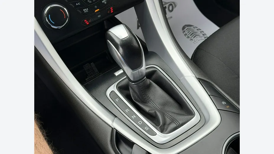 FORD Mondeo -