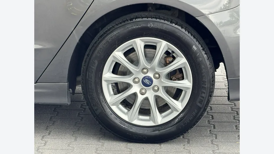 FORD Mondeo -
