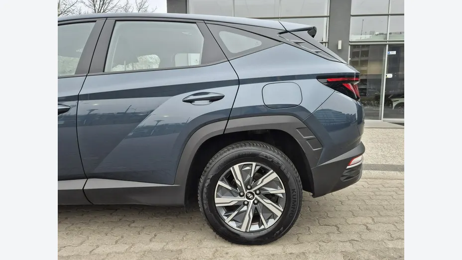 HYUNDAI Tucson -