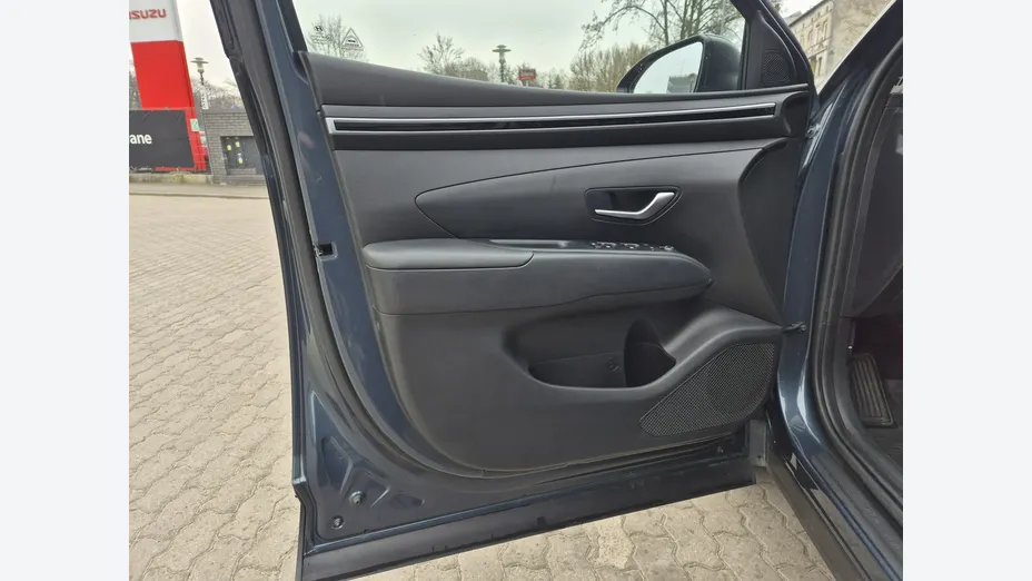 HYUNDAI Tucson -