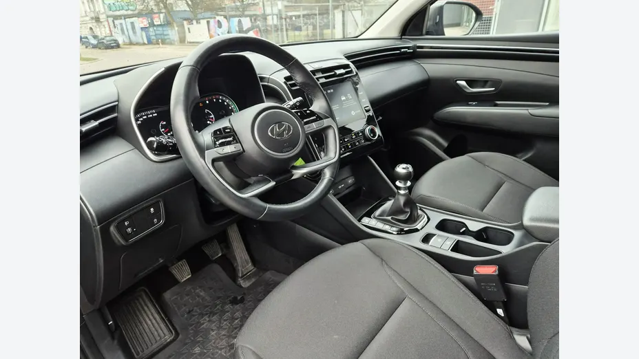 HYUNDAI Tucson -