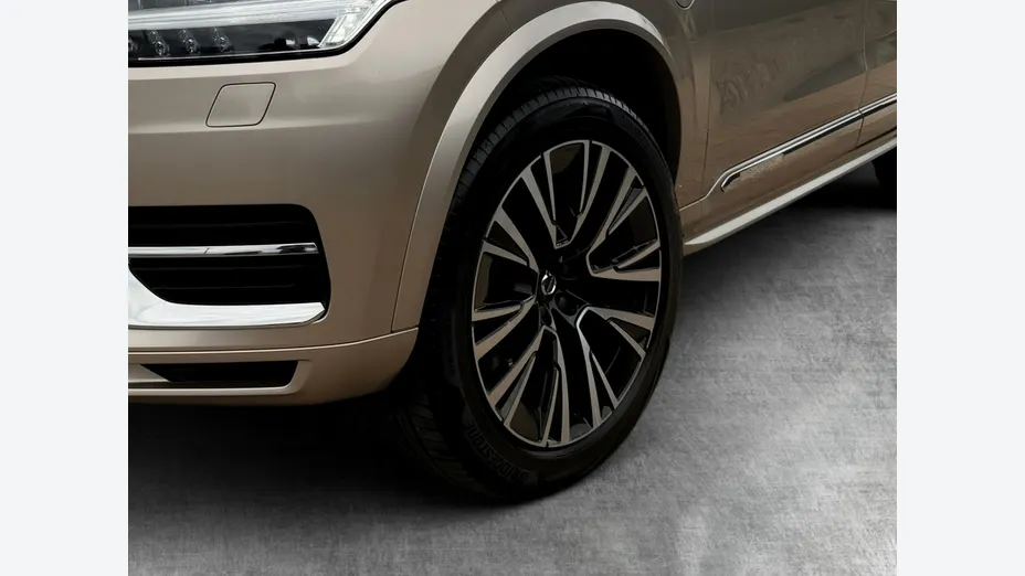 VOLVO XC90 -