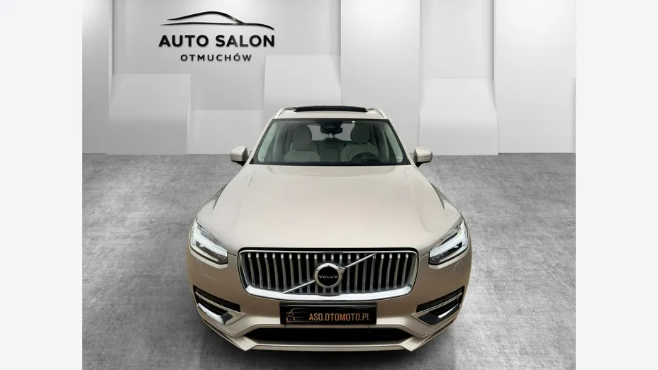 VOLVO XC90 -