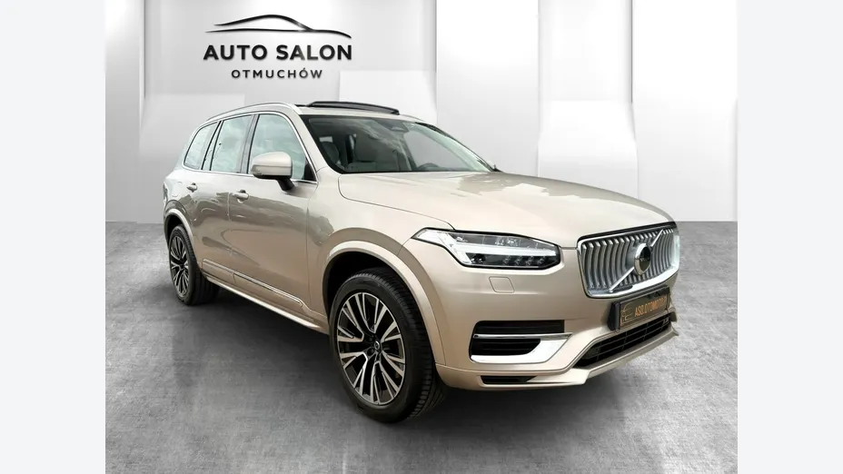VOLVO XC90 -