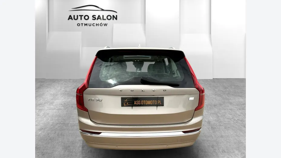 VOLVO XC90 -