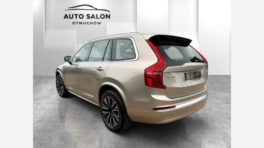 VOLVO XC90 -