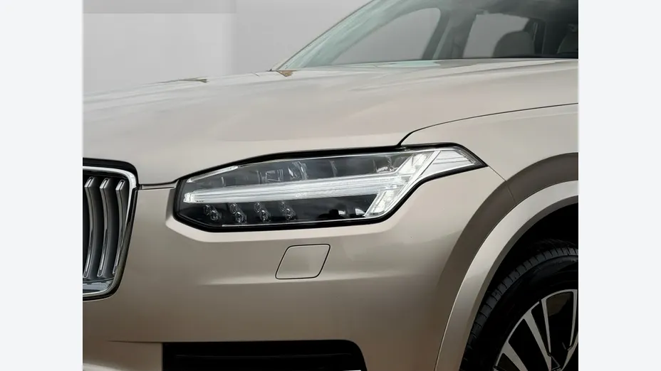 VOLVO XC90 -