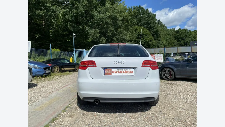 AUDI A4 -