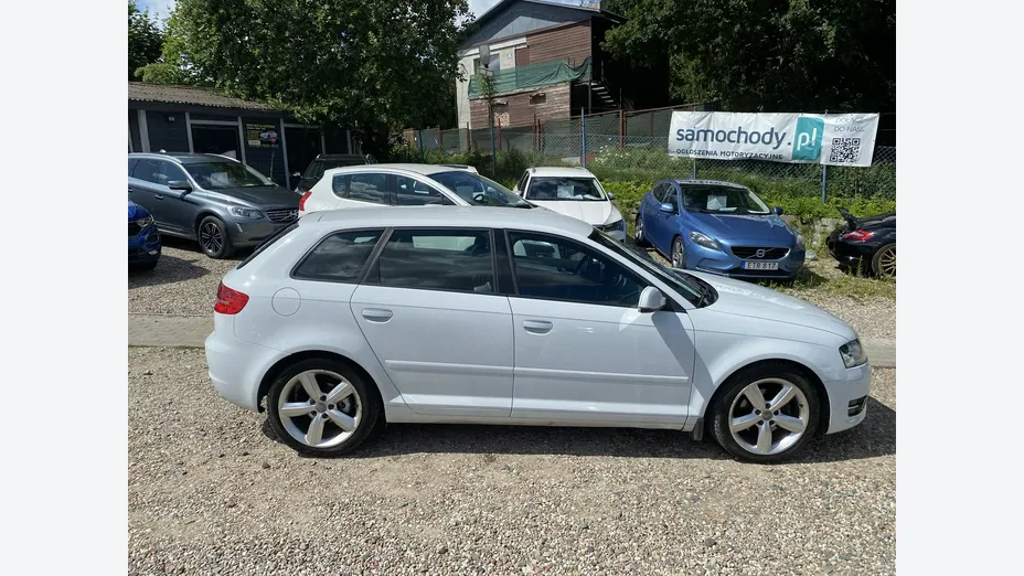 AUDI A4 -