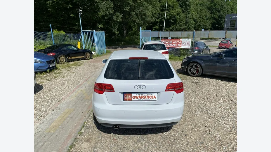 AUDI A4 -