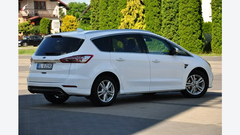 FORD S-MAX -