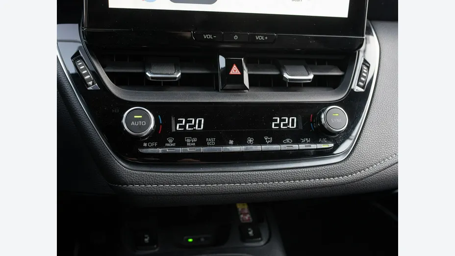 TOYOTA Corolla -