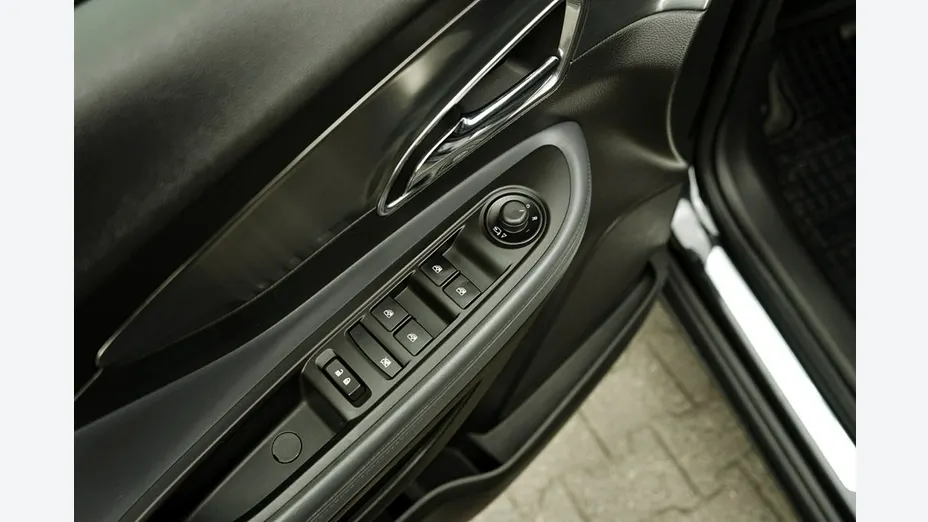 OPEL Mokka -