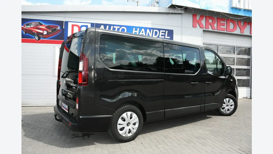 RENAULT Trafic -