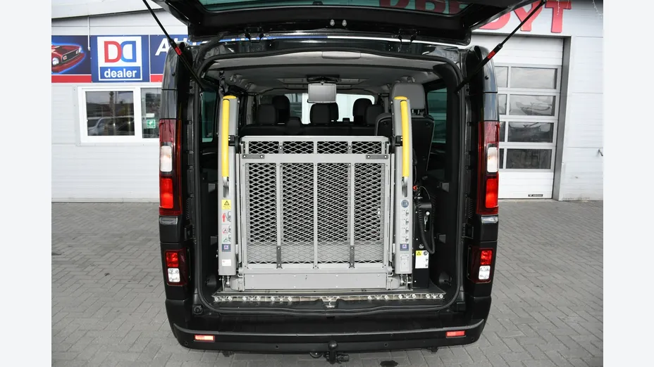 RENAULT Trafic -