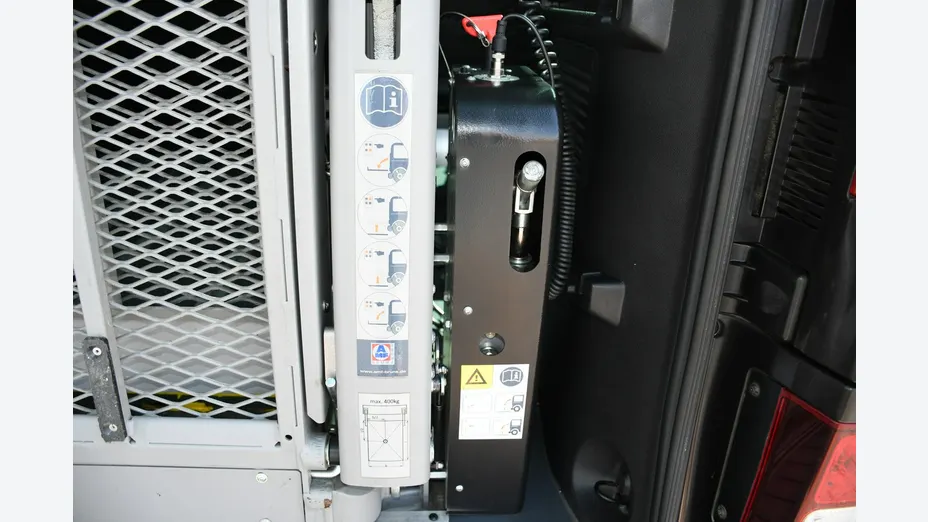 RENAULT Trafic -