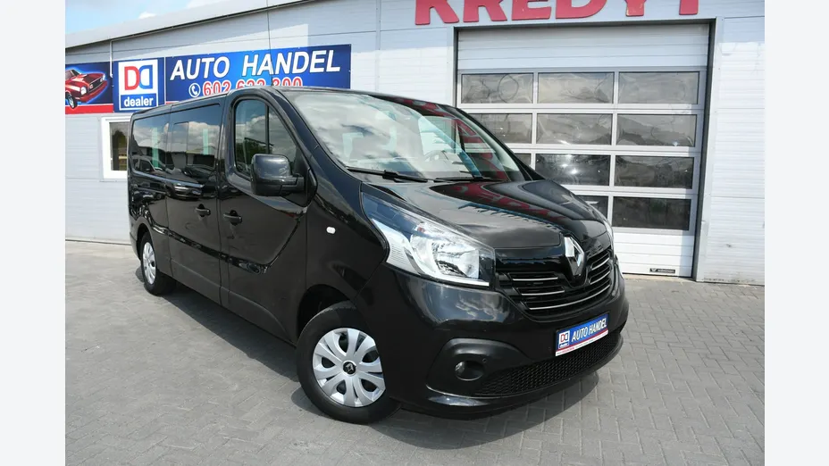 RENAULT Trafic -