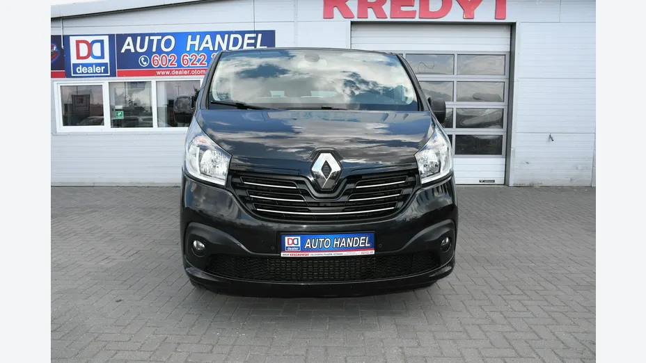 RENAULT Trafic -