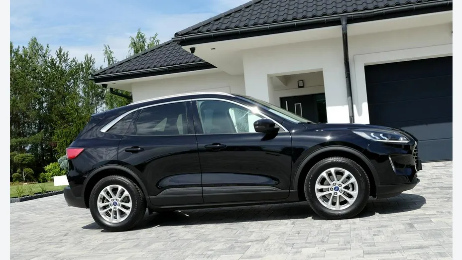 FORD Kuga -