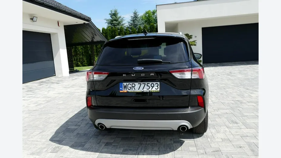 FORD Kuga -