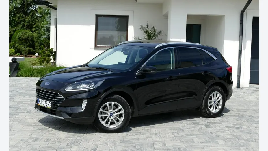 FORD Kuga -