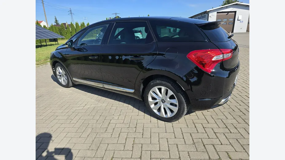 CITROEN DS5 -