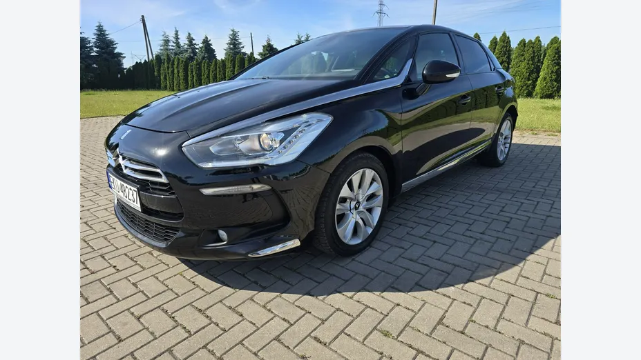 CITROEN DS5 -