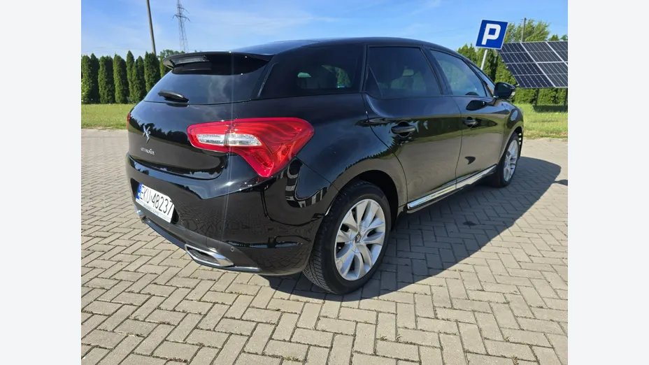 CITROEN DS5 -