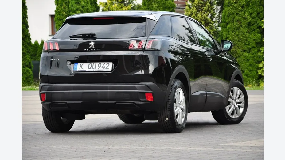 PEUGEOT 3008 -