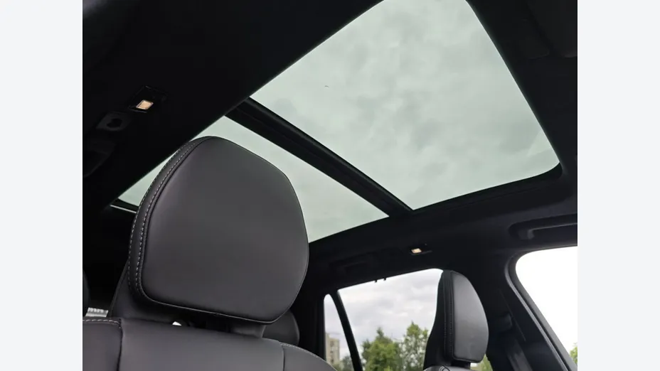 VOLVO XC90 -