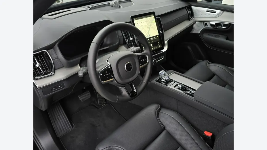 VOLVO XC90 -