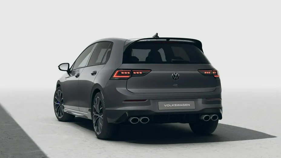 VOLKSWAGEN Golf -