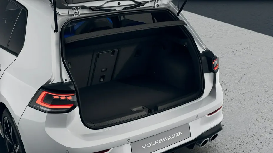 VOLKSWAGEN Golf -