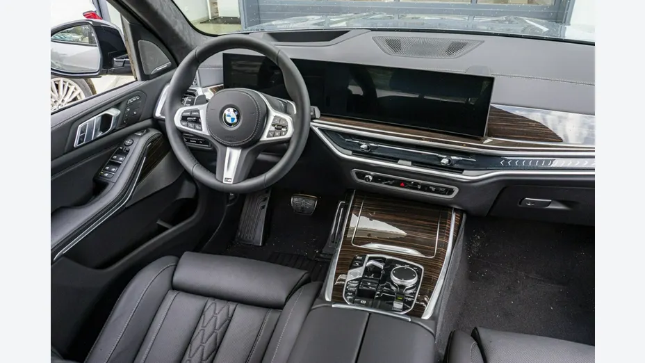 BMW X7 -