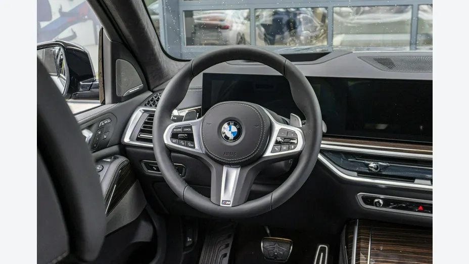 BMW X7 -