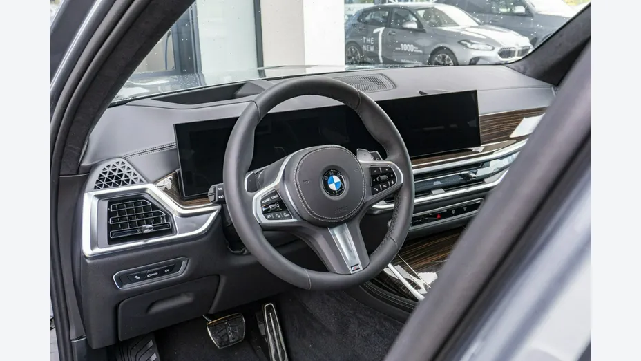 BMW X7 -