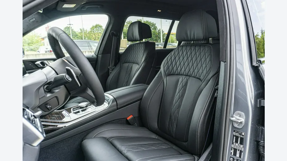 BMW X7 -