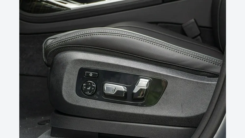 BMW X7 -