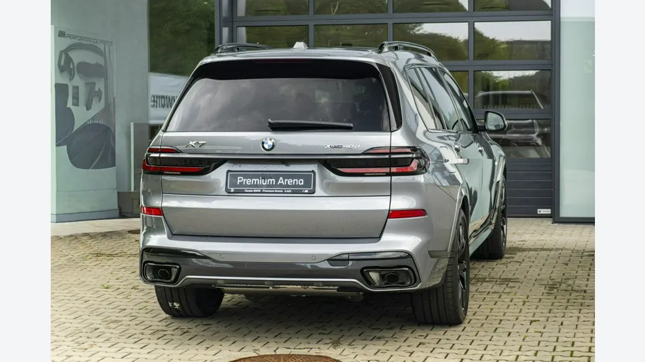 BMW X7 -