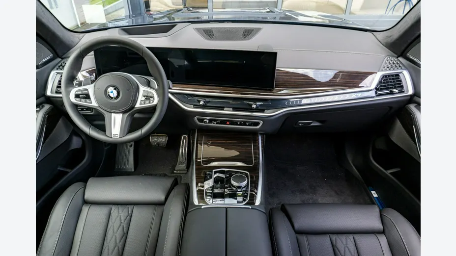BMW X7 -
