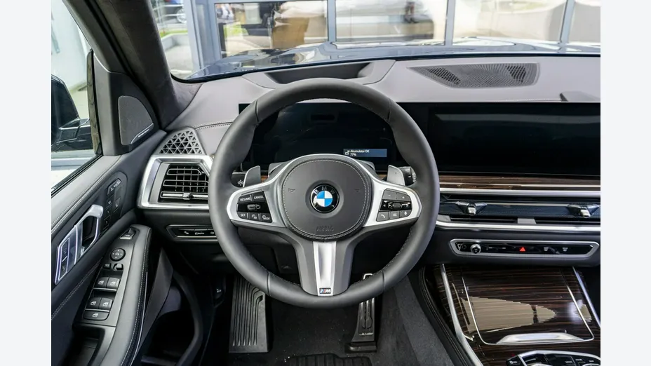 BMW X7 -