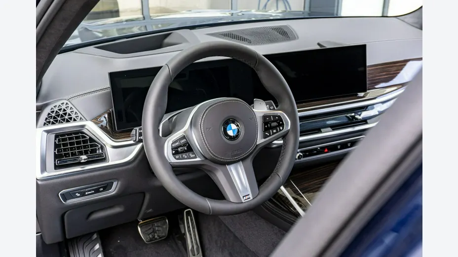 BMW X7 -