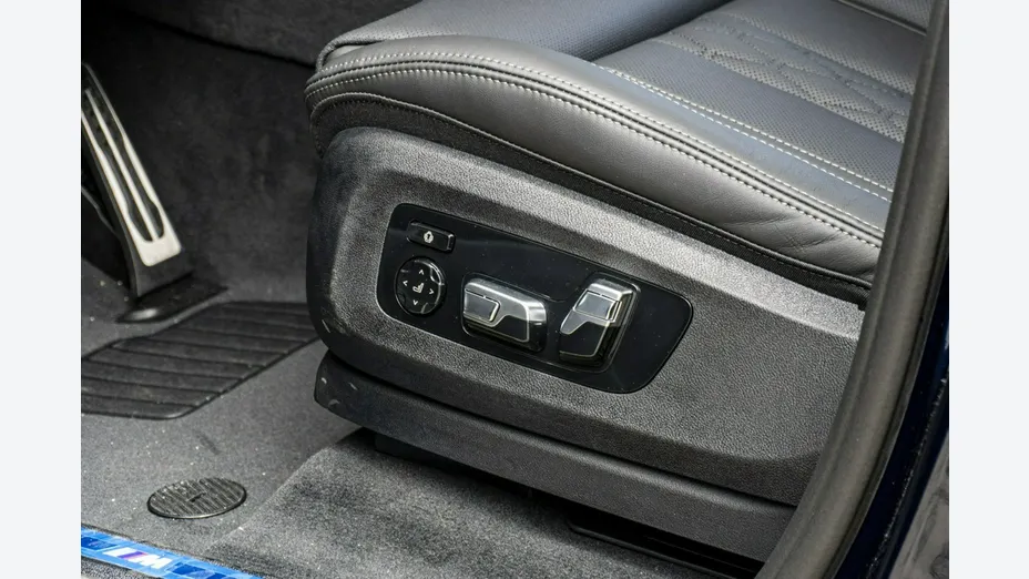 BMW X7 -