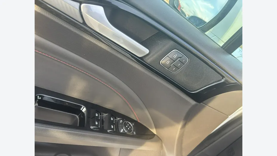 FORD Mondeo -